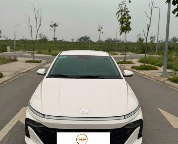Hyundai accent 2024